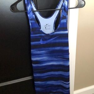 Nike workout tank top